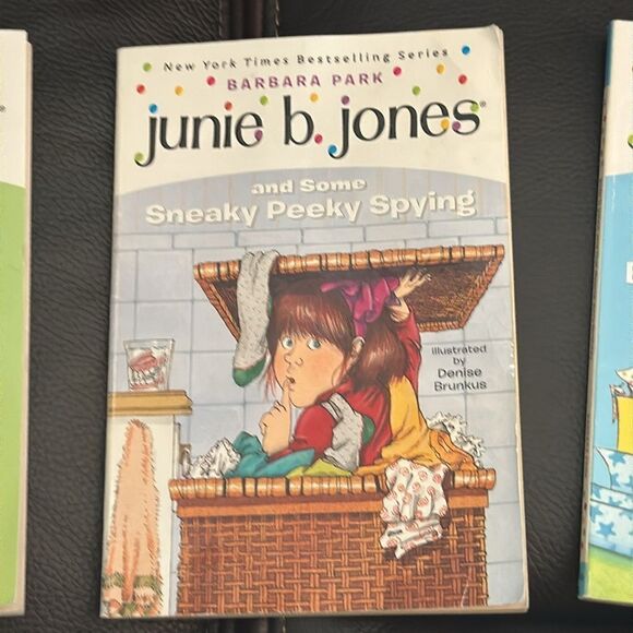 June B. Jones Book Bundle. 7 books. Books 1,3,4,6,7,8,28.  Ages 6-9. Chapter​ - Picture 4 of 8